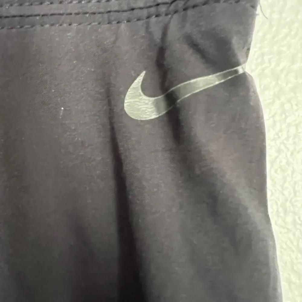 Nike Woven Bliss Pants Women's Size XS Black Dri-FIT Skinny Joggers 642536-010